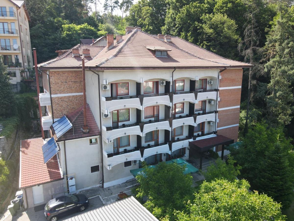 Hotel Panoramic Râmnicu Vâlcea Buitenkant foto