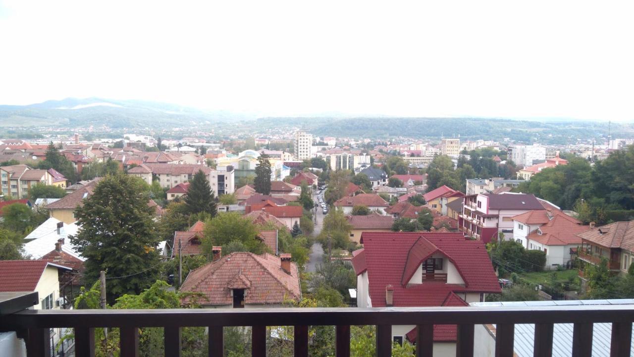 Hotel Panoramic Râmnicu Vâlcea Buitenkant foto