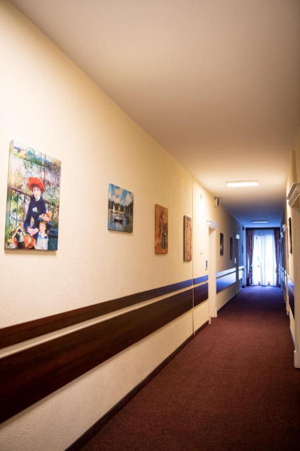 Hotel Panoramic Râmnicu Vâlcea Buitenkant foto