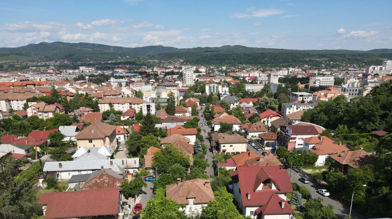 Hotel Panoramic Râmnicu Vâlcea Buitenkant foto