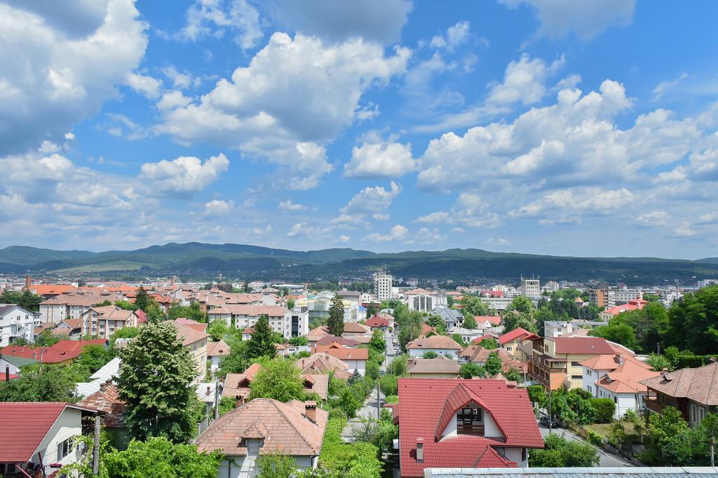 Hotel Panoramic Râmnicu Vâlcea Buitenkant foto