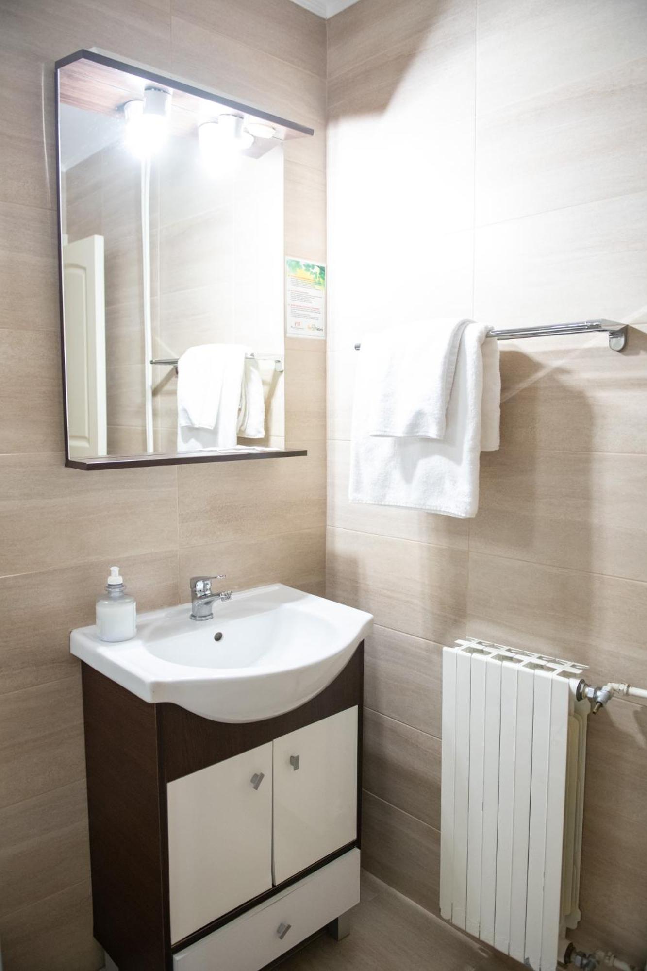 Hotel Panoramic Râmnicu Vâlcea Buitenkant foto