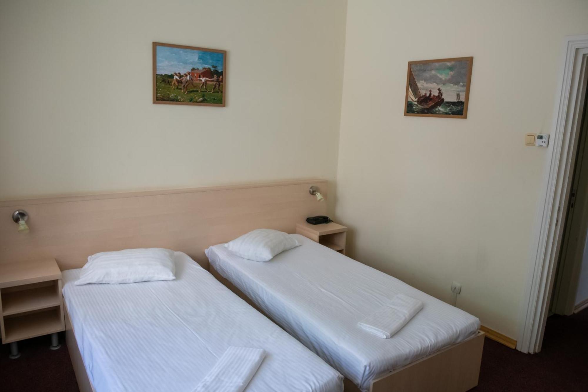 Hotel Panoramic Râmnicu Vâlcea Buitenkant foto